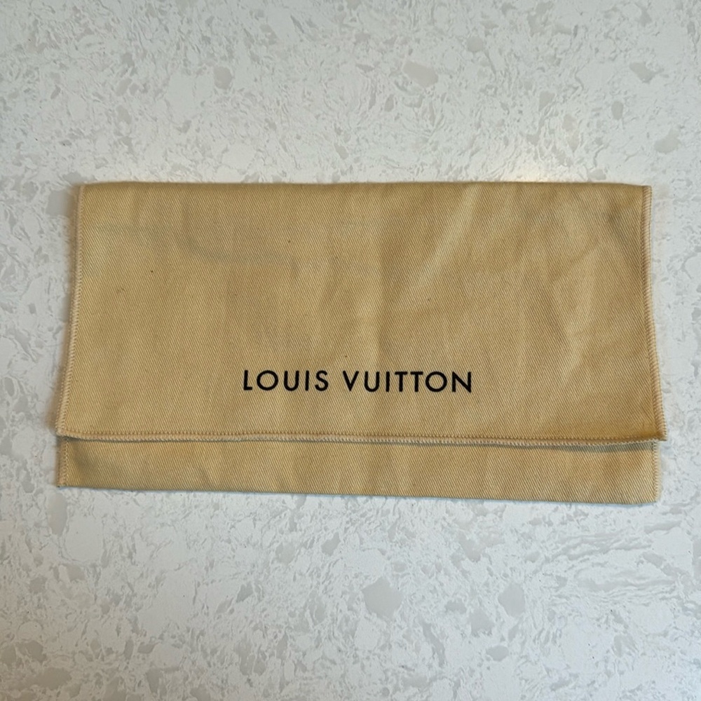 Louis Vuitton dust bag 5x9